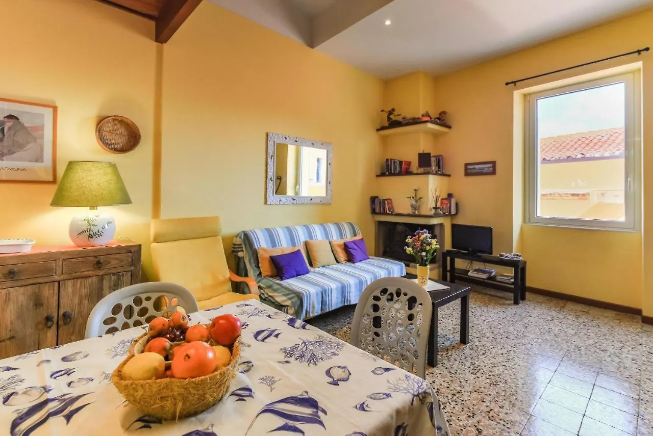 Alghero San Francesco 0*,  İtalya